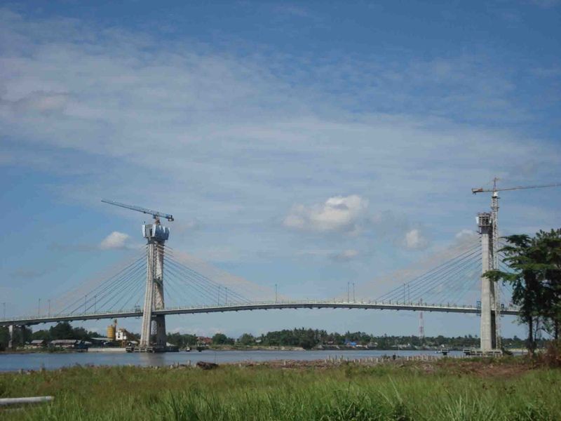 gal/Indonesien Siak Bridge/Jembatan_tengku_agung_sultanah_latifah_3.jpg